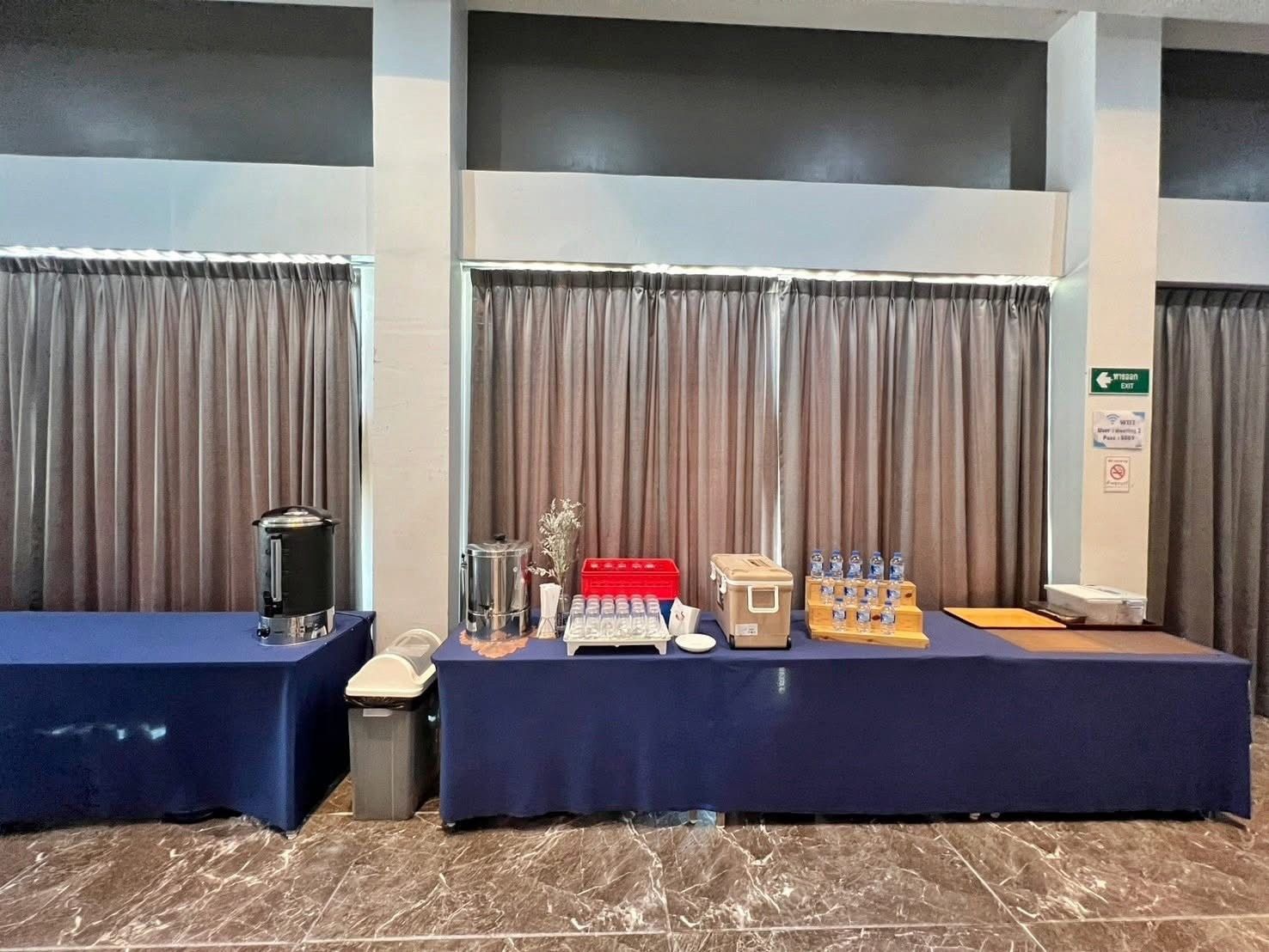 Coffee break station in the foyer