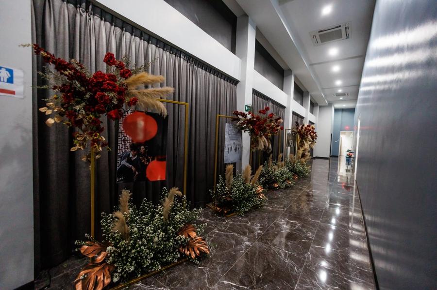 Floral decorations in the ballroom foyer